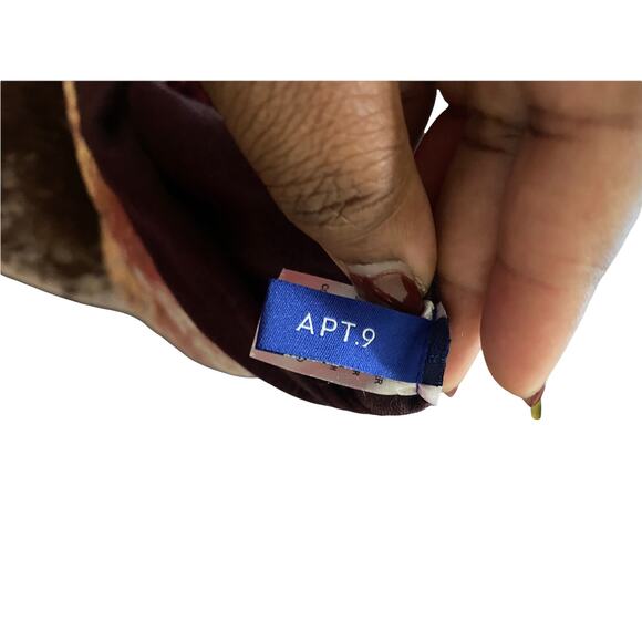 Apt. 9 Burgundy Pink Soft Cozy Crushed Velvet Lightweight Infinity Scarf - Picture 5 of 7